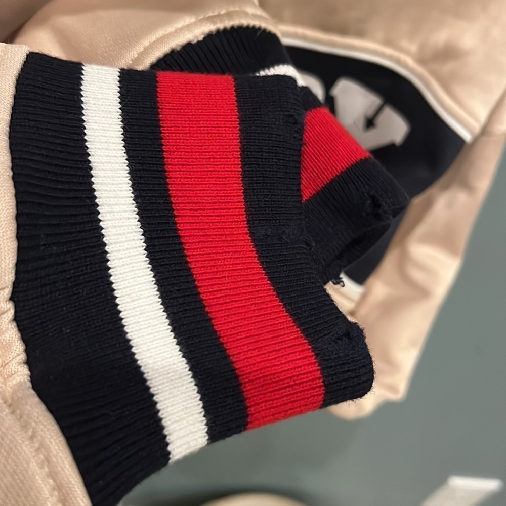 Deadstock PLAYBOY x MISSGUIDED Crop Pull Over - Picture 6 of 16